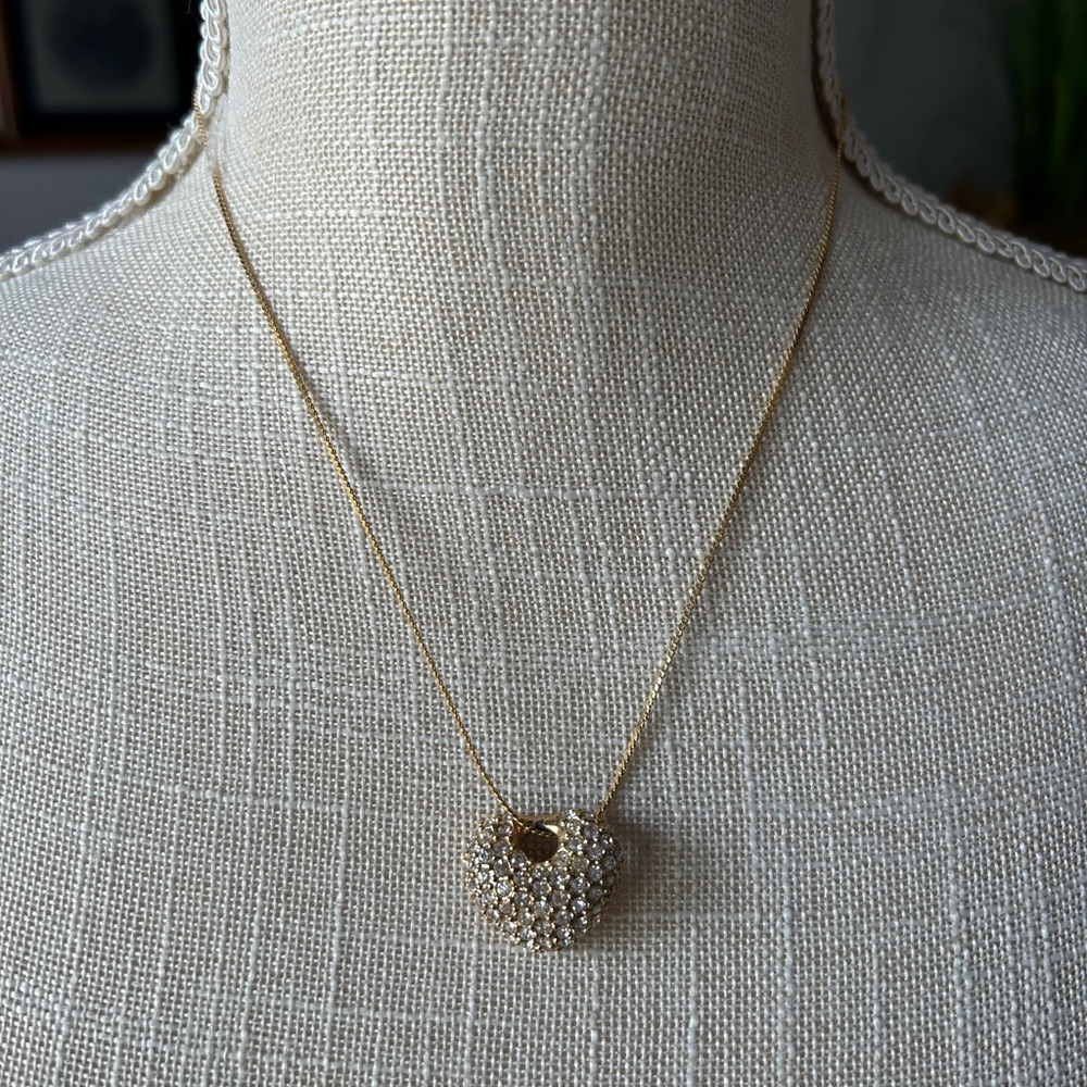 Roman Puffy Heart with Crystal Accents Nevklace